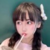 伊点点吃